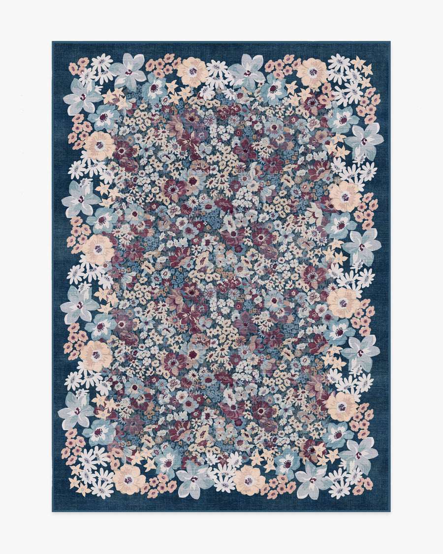 Artemis — Halı, Gece Mavisi, AREA, beyaz zemin, 5x7