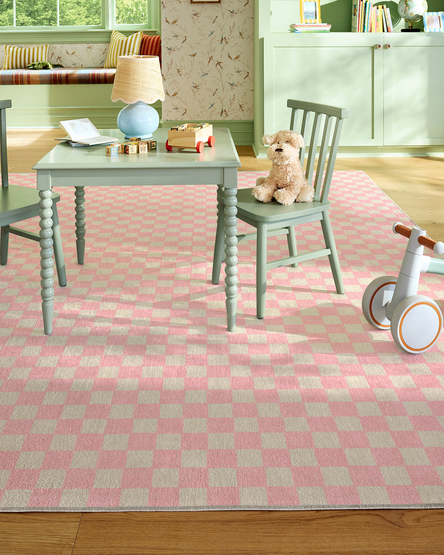Lets Play Checkers — Halı, Pembe, AREA, yaşam alanı, 8x10