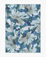 Peony Promenade — Halı, Arduvaz Mavisi, AREA, beyaz zemin, 5x7