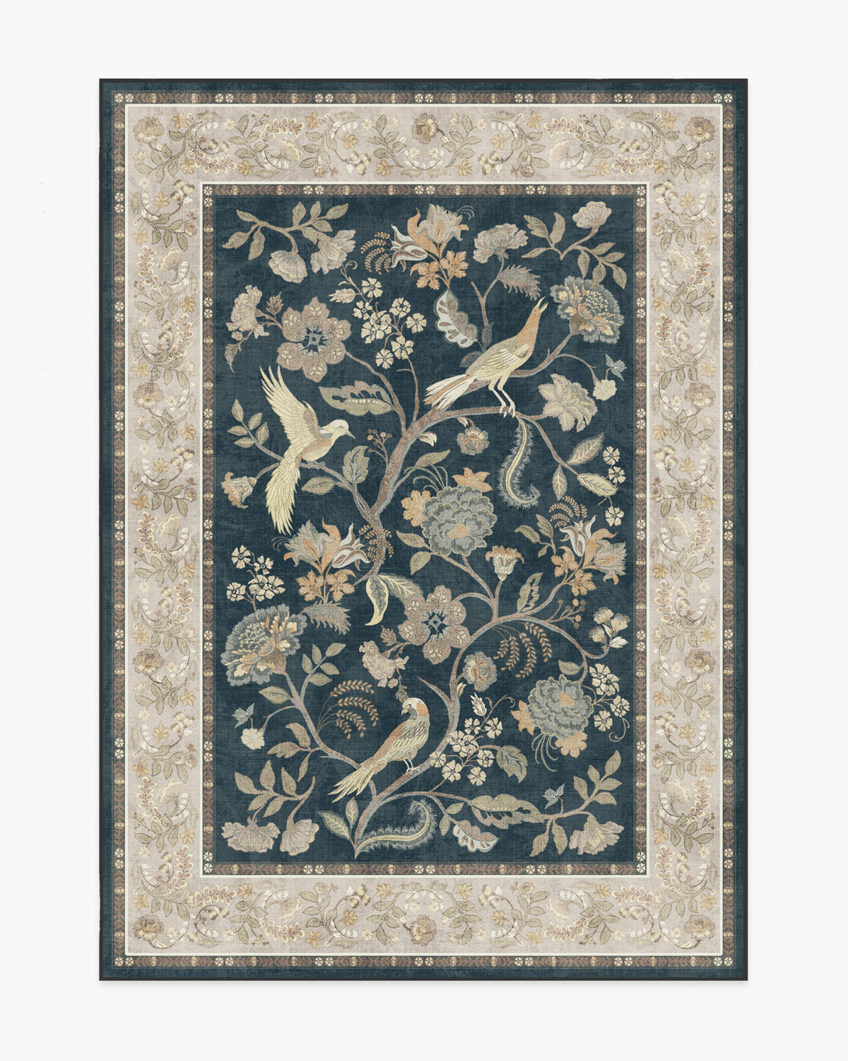 Ester — Halı, Yumuşak Siyah, AREA, beyaz zemin, 5x7