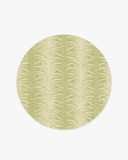 Tree Fern Matcha — Halı, Yeşil, ROUND, beyaz zemin, 6R