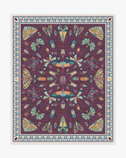 Flutterby — Halı, Bordo, AREA, beyaz zemin, 8x10