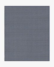 Tillie Solid — Halı, Soft Lacivert, AREA, beyaz zemin, 8x10